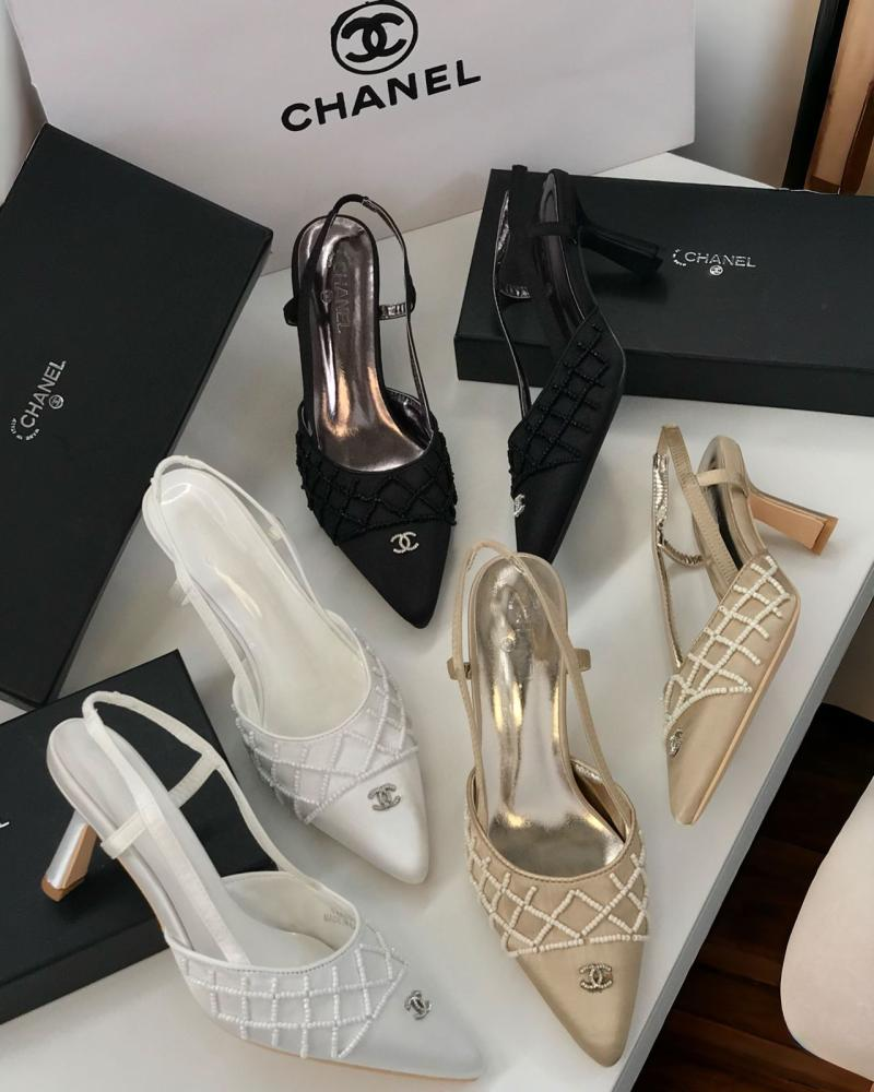 كعب شانيل متنوع