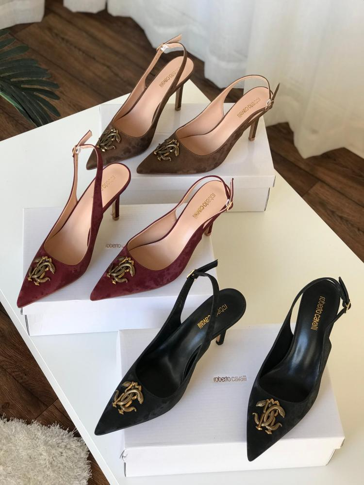 كعب روبرتو كافالي