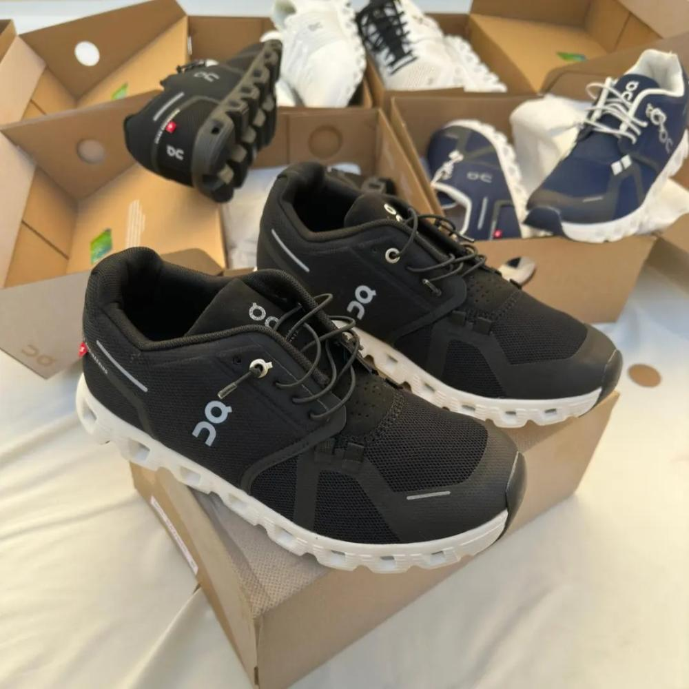 حذاء اون راننج كلود