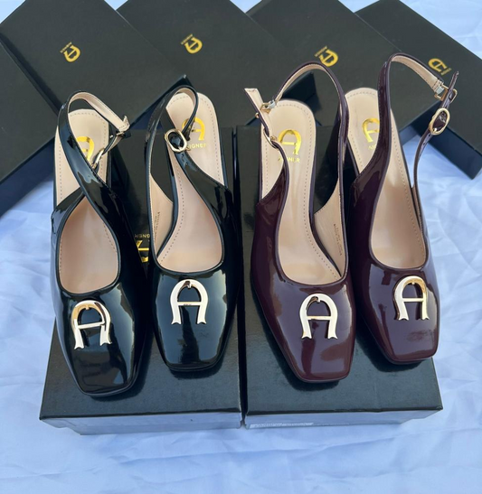 كعب أقنر بمقدمة مربعة