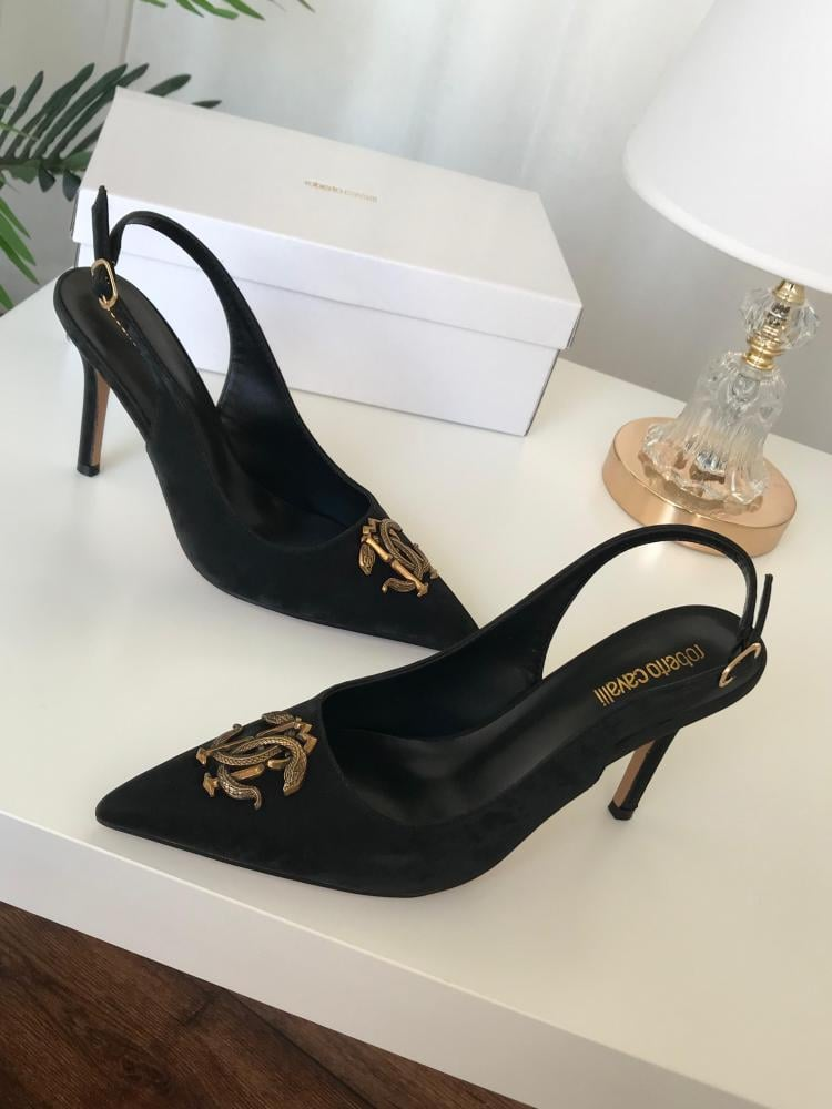 كعب روبرتو كافالي